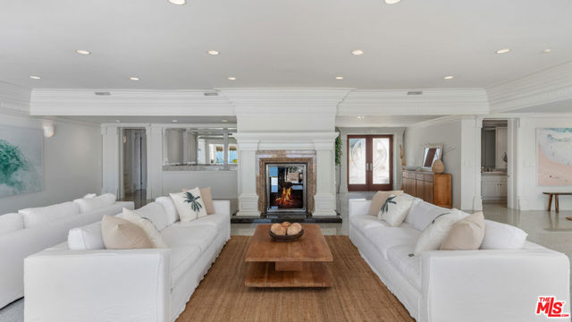 29000 Cliffside Drive, Malibu, California 90265, 5 Bedrooms Bedrooms, ,6 BathroomsBathrooms,Single Family Residence,For Sale,Cliffside,24406723