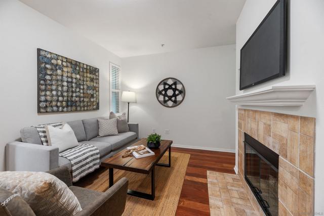 13021 Evening Creek Dr S, San Diego CA: https://media.crmls.org/mediaz/1b2c65e3-ef64-4192-ae44-8be8ca428287.jpg