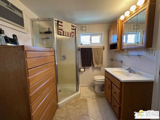 10 Hayes Street, Cathedral City CA: https://media.crmls.org/mediaz/1b2ed483-6aef-41ae-b501-2b91dd6ac4a7.jpg
