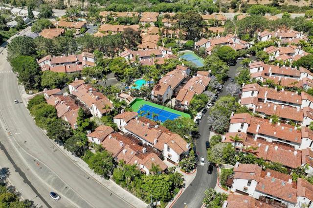 Image 37 of 49 For 8666 Villa La Jolla Drive  4