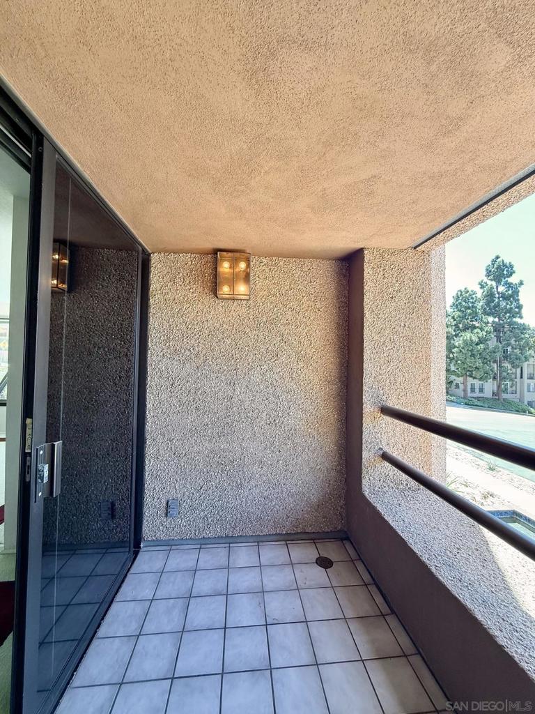 230 Laurel St - photo 17