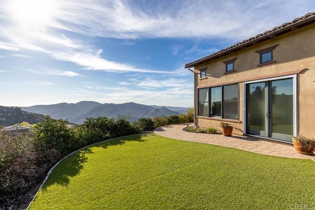 29472 Welk Highland Dr., Escondido CA: https://media.crmls.org/mediaz/1b31ae65-19e8-4c77-bc01-53d5c6a58bf4.jpg