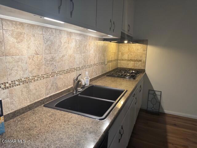 2485 Hillcrest Drive, Thousand Oaks CA: https://media.crmls.org/mediaz/1b3201dd-a9be-423e-89f6-0358406d9b9a.jpg