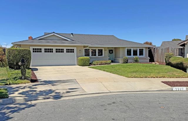 1127 Montecito Circle, Salinas CA: https://media.crmls.org/mediaz/1b321fe4-67bb-48a2-b7f0-68f49777e735.jpg