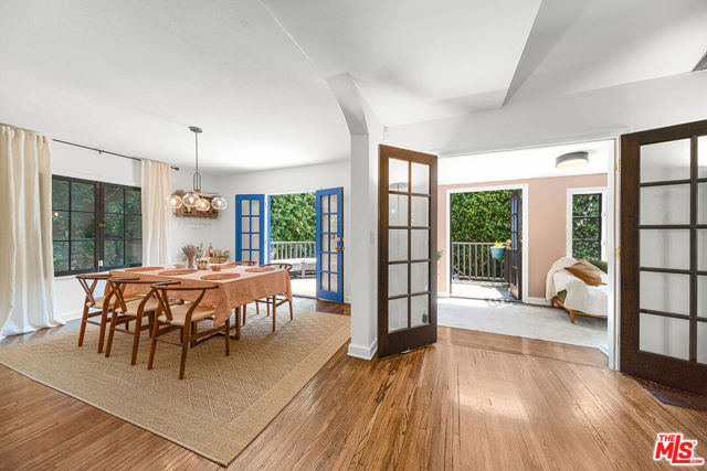 6626 Cahuenga Terrace, Los Angeles CA: https://media.crmls.org/mediaz/1b326a35-8fe7-4f1d-8ee4-a0eb68fdc8bf.jpg