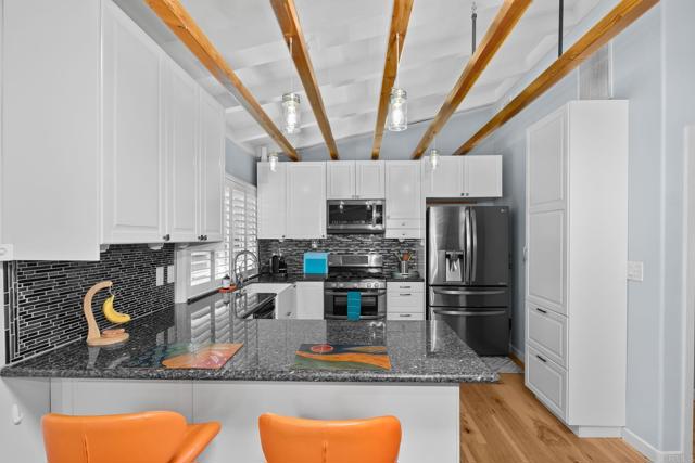 Detail Gallery Image 9 of 37 For 6817 Birchwood St, San Diego,  CA 92120 - 3 Beds | 2 Baths