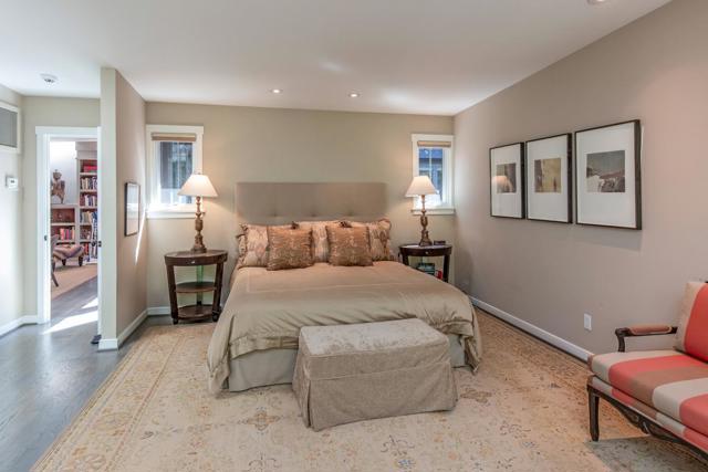 135 Wyndham Drive, Portola Valley CA: https://media.crmls.org/mediaz/1b34476e-d0c9-42e7-8f7e-265ac4f9bb6b.jpg