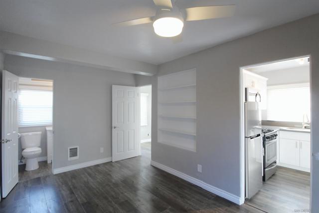 4685 Hamilton Street, San Diego CA: https://media.crmls.org/mediaz/1b348b42-6382-43f2-826c-b876686e5b41.jpg