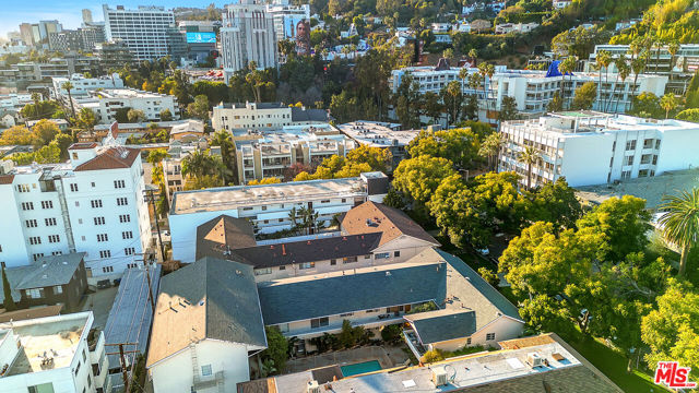 8218 De Longpre Avenue, West Hollywood CA: https://media.crmls.org/mediaz/1b351743-8e66-4d7c-ba3a-e36eb67d6af9.jpg