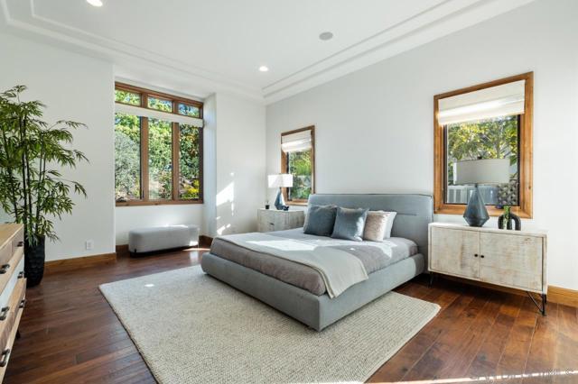 Image 47 of 69 For 8080 La Jolla Scenic Dr