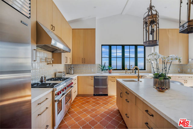 Drew Fenton | 29943 Harvester Road Malibu CA | MLS: 7312508