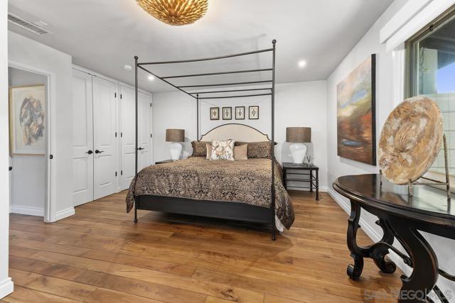 6351 Lago Lindo, Rancho Santa Fe CA: https://media.crmls.org/mediaz/1b364c08-139a-4c31-9c81-ebf238d0ae6b.jpg