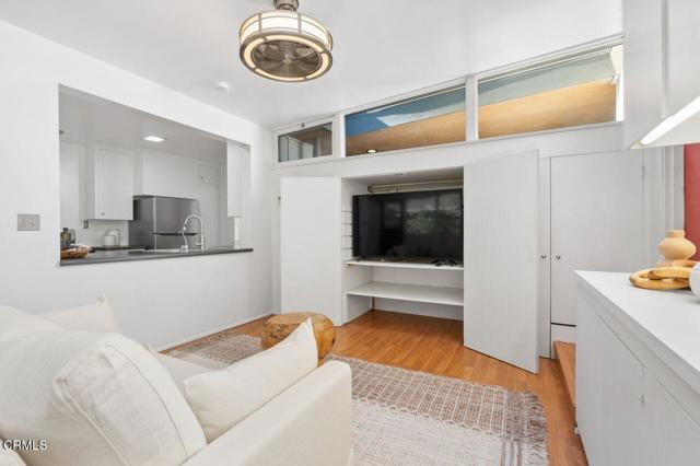 Detail Gallery Image 20 of 40 For 314 San Juan Way, La Canada Flintridge,  CA 91011 - 4 Beds | 2 Baths