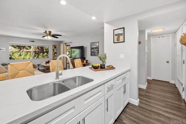 Detail Gallery Image 15 of 37 For 10737 San Diego Mission Rd #312,  San Diego,  CA 92108 - 1 Beds | 1 Baths
