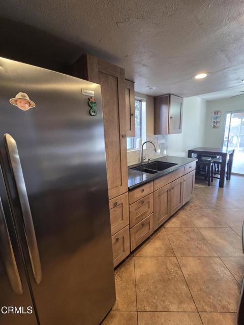 Detail Gallery Image 5 of 34 For 430 W Santa Barbara St, Santa Paula,  CA 93060 - 3 Beds | 2/1 Baths