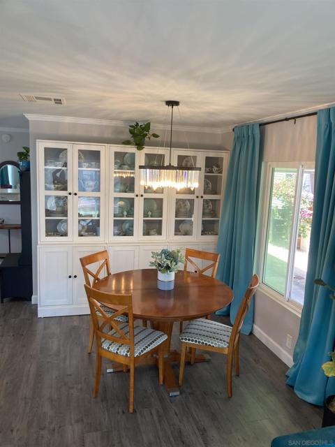 7217 San Luis St, Carlsbad CA: https://media.crmls.org/mediaz/1b38eb57-d099-4346-ad8a-6510117a3cb8.jpg