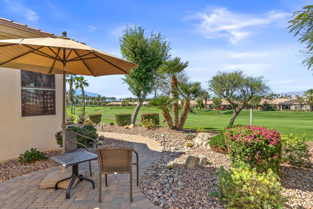 80610 Prestwick Place, Indio CA: https://media.crmls.org/mediaz/1b3cbe7d-ae22-44c5-a15b-57cc31c2b67a.jpg