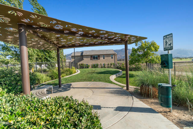 Detail Gallery Image 44 of 46 For 1966 Meyer Ct, Santa Paula,  CA 93060 - 4 Beds | 3/1 Baths
