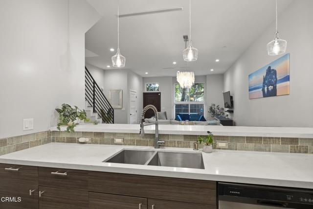 Detail Gallery Image 20 of 43 For 3236 Royal Oaks Dr #5,  Thousand Oaks,  CA 91362 - 3 Beds | 2/1 Baths