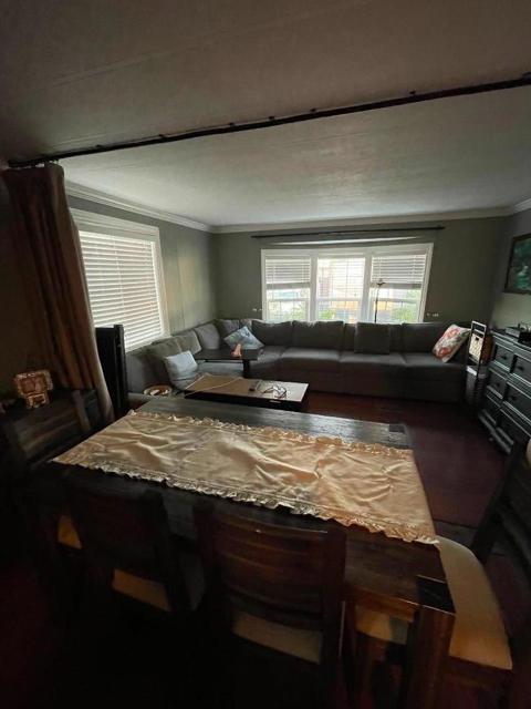 3499 E Bayshore Road, Redwood City CA: https://media.crmls.org/mediaz/1b3e0562-0ca7-4a26-bc03-34e6def95a2b.jpg