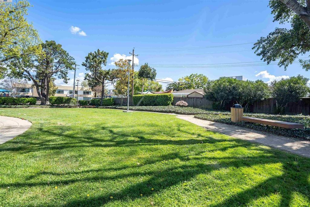 352 San Petra Court #1