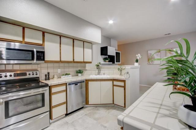 1996 Tradan Drive, San Jose CA: https://media.crmls.org/mediaz/1b3eaef4-aa78-46cc-8911-bd857e2dccc3.jpg