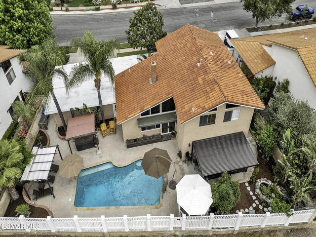 2026 Bridgegate Court, Westlake Village CA: https://media.crmls.org/mediaz/1b3ebf4c-e12a-492a-aadc-cc0963f49960.jpg
