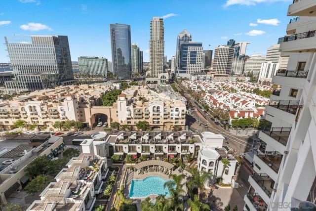700 W Harbor Dr, San Diego CA: https://media.crmls.org/mediaz/1b3f851b-2cd4-4b8a-8400-4c6e042ca932.jpg