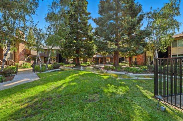 100 E Middlefield Road, Mountain View CA: https://media.crmls.org/mediaz/1b3fd246-6922-4509-bd4c-0bdaac7991ca.jpg