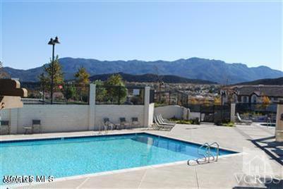 82 Via Katrina, Newbury Park CA: https://media.crmls.org/mediaz/1b401635-8c0e-4959-b8c6-497e8e53b656.jpg