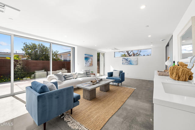 Detail Gallery Image 8 of 63 For 1238 Devon Ln, Ventura,  CA 93001 - 4 Beds | 4/1 Baths