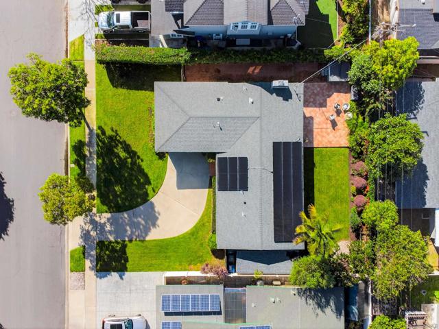 660 Cabrillo Ave, Coronado CA: https://media.crmls.org/mediaz/1b40757f-23c4-4b3d-a643-21cbd8669668.jpg