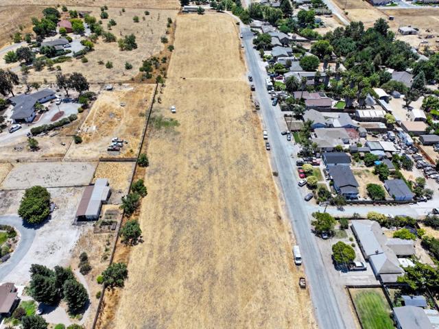 0 Barnes Lane, Hollister CA: https://media.crmls.org/mediaz/1b408289-b514-4174-a80f-e00210ab02d7.jpg