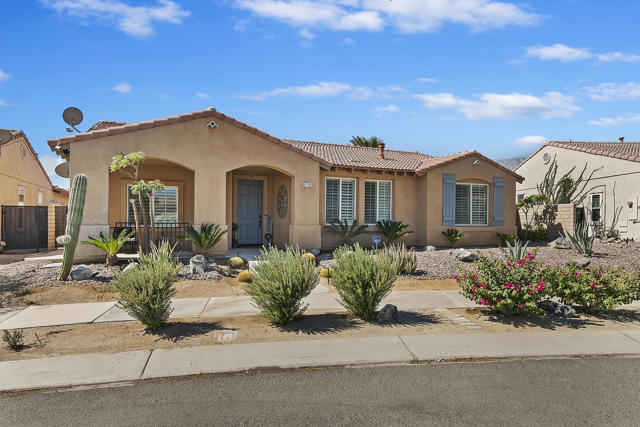 048_67701 RIO PECOS DR