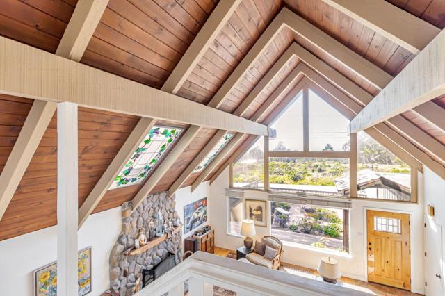 1025 Tamarind Street, Montara CA: https://media.crmls.org/mediaz/1b430379-b6c0-4aae-8228-8f338c56d3e6.jpg