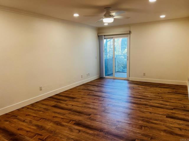 4587 Cove Drive, Carlsbad CA: https://media.crmls.org/mediaz/1b43a76a-cb97-41de-8bbb-724021949987.jpg