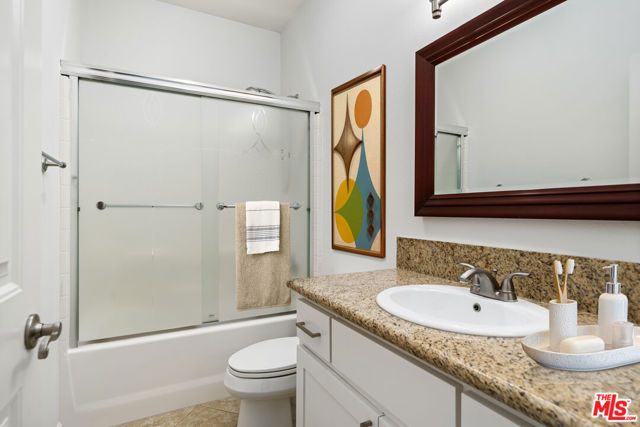 Image 22 of 28 For 1661 Olga Way