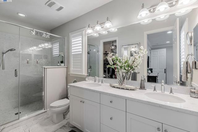 5079 Rowan Dr, San Ramon CA: https://media.crmls.org/mediaz/1b44d568-816d-47b4-b7fd-bab1dd4b1c53.jpg