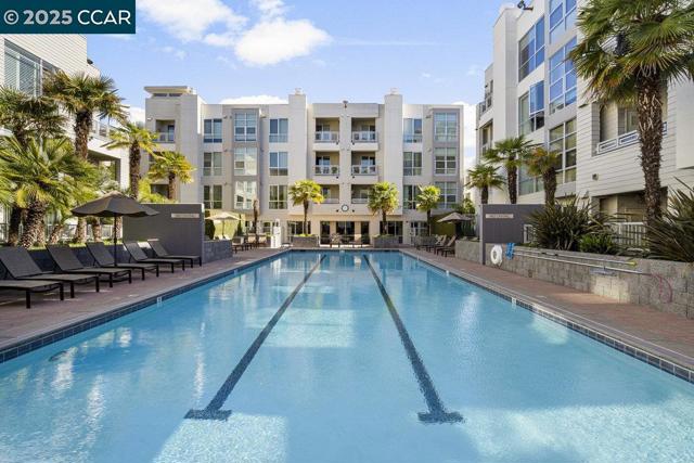 1655 N CALIFORNIA, Walnut Creek CA: https://media.crmls.org/mediaz/1b45c3e8-2a43-4d95-8a47-bd7879ebabc9.jpg