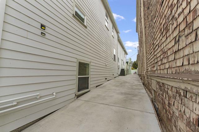 940 York Street, Vallejo CA: https://media.crmls.org/mediaz/1b45d352-74f7-403c-9e75-77f15e044f88.jpg