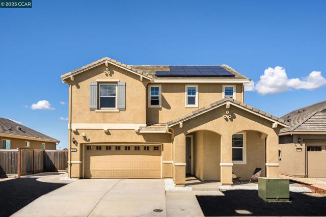 9603 Del Seis Dr, Sacramento CA: https://media.crmls.org/mediaz/1b461525-26c6-4b44-b161-e4309edfbbc9.jpg