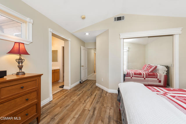 Image 25 of 37 For 652 Cardinal Ridge Lane B
