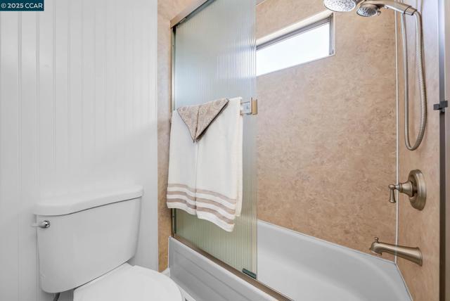 16401 San Pablo Ave, San Pablo CA: https://media.crmls.org/mediaz/1b463a9a-9eee-4e2b-bbb1-1e32235c0571.jpg
