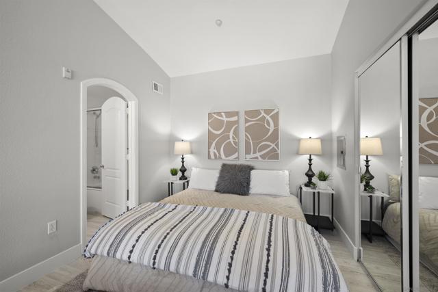 1501 India St, San Diego CA: https://media.crmls.org/mediaz/1b47049a-4c4a-43a3-ad9a-225c429109ed.jpg