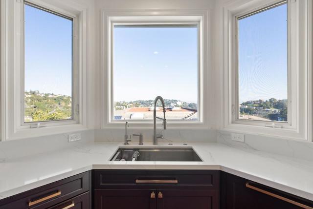 199 Kings Court, San Carlos CA: https://media.crmls.org/mediaz/1b481a18-71f4-4491-a4a1-d2552f60a6ff.jpg
