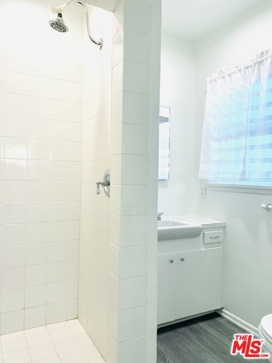 11559 Cumpston Street, North Hollywood CA: https://media.crmls.org/mediaz/1b482218-2ef1-40ad-81ae-26187eff4e44.jpg