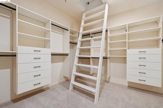 Image 26 of 51 For 6300 Shattuck Ave  1