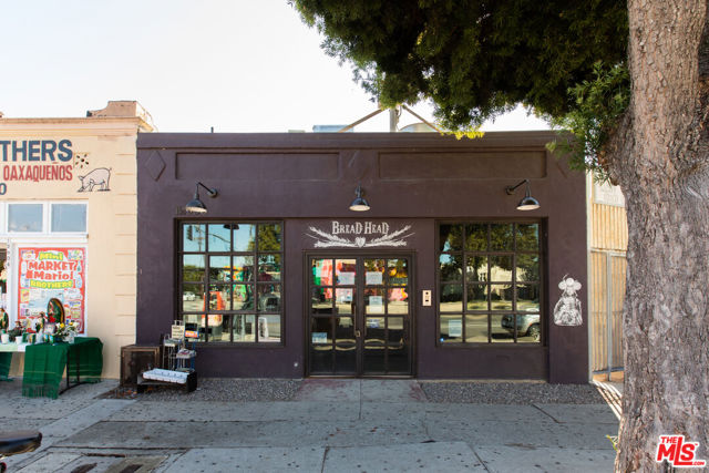 12906 Venice Boulevard, Los Angeles CA: https://media.crmls.org/mediaz/1b492171-31fa-498e-9603-89b8f2336428.jpg