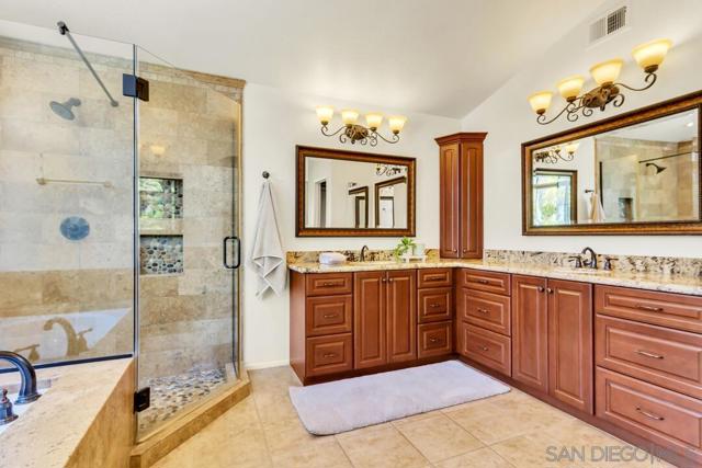 Image 23 of 41 For 7324 Celata Ln