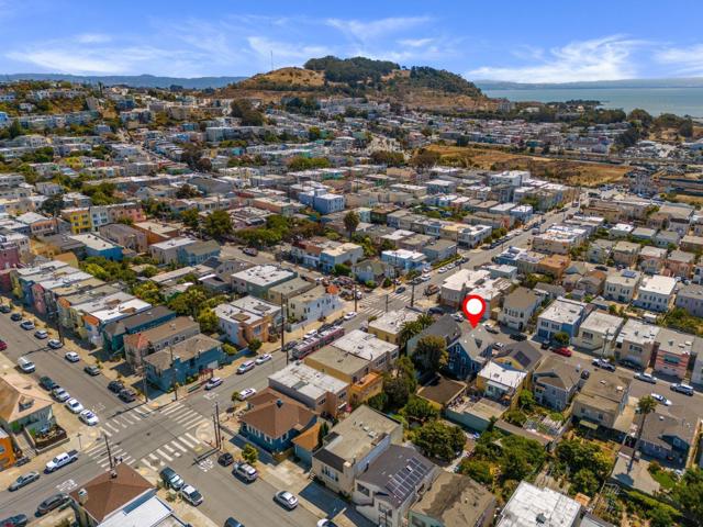 112 Peabody Street, San Francisco CA: https://media.crmls.org/mediaz/1b4d806e-d538-45e7-88aa-9064aca05c0a.jpg